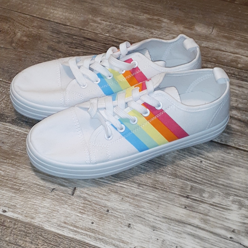 Rainbow sheaker brand new